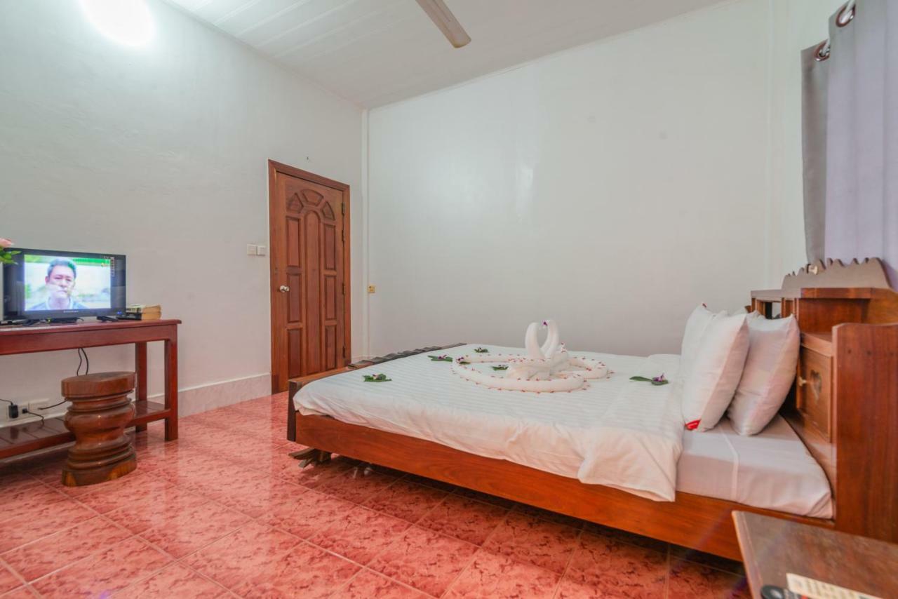 Five Rose Siem Reap Hostel Exterior foto