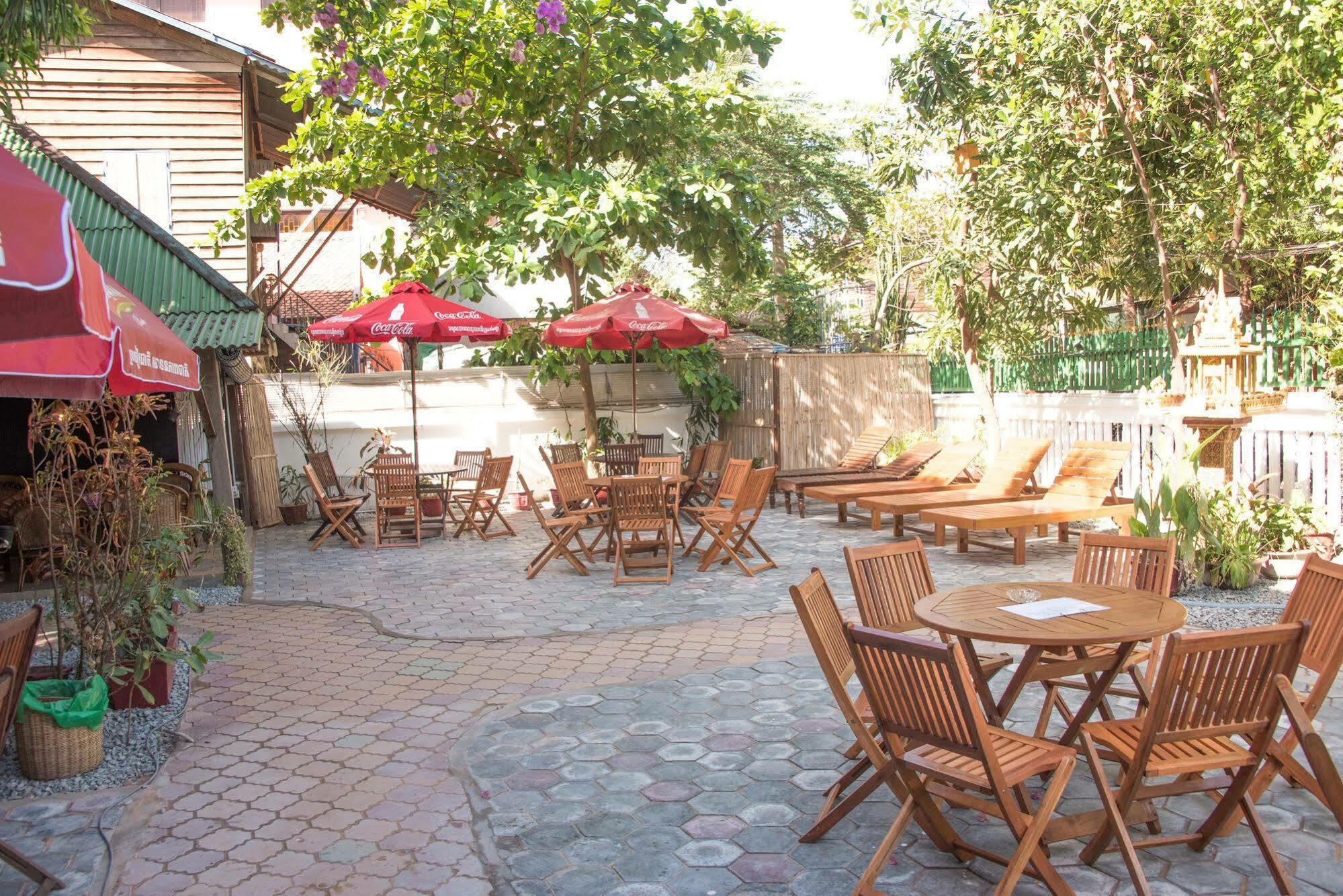 Five Rose Siem Reap Hostel Exterior foto