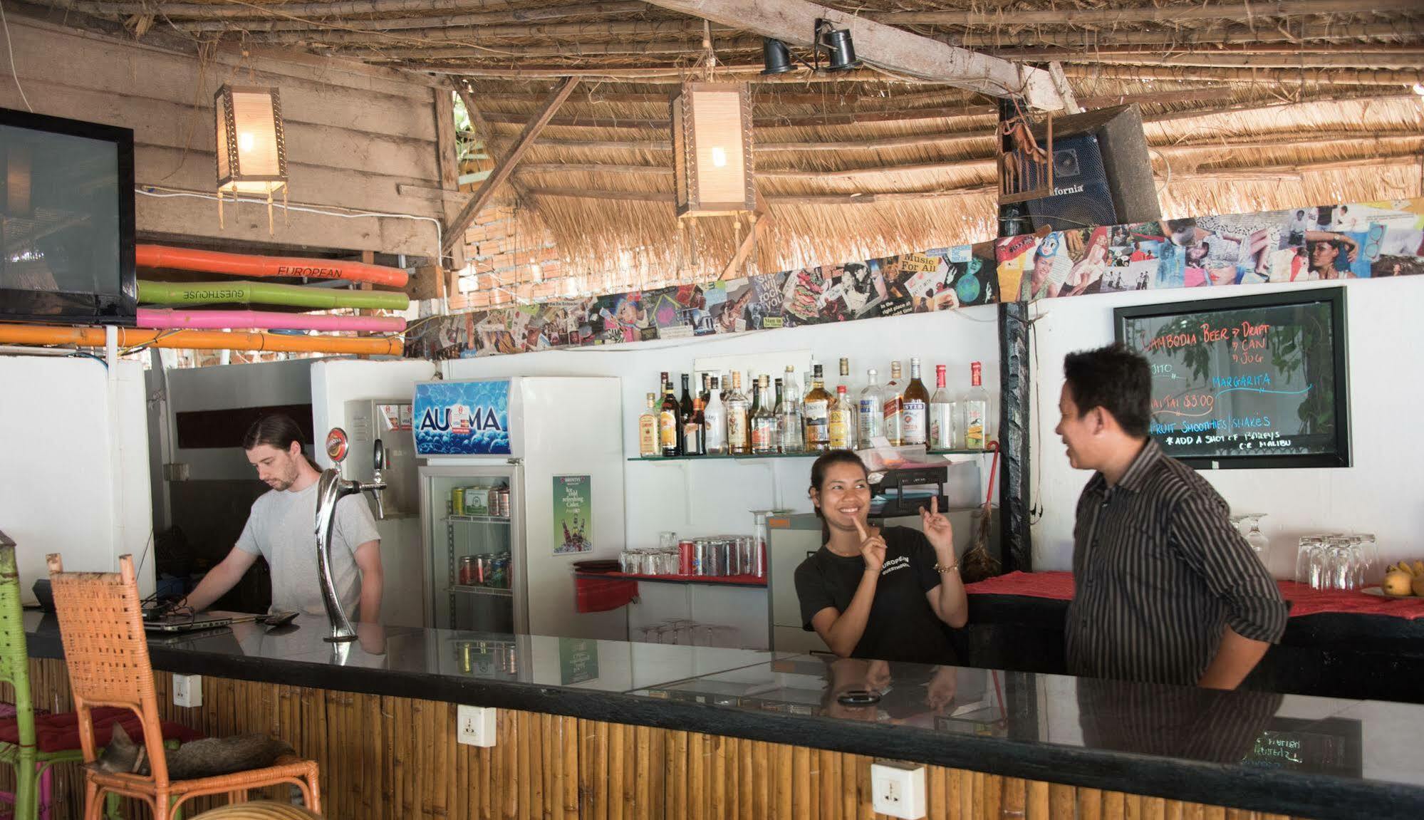 Five Rose Siem Reap Hostel Exterior foto